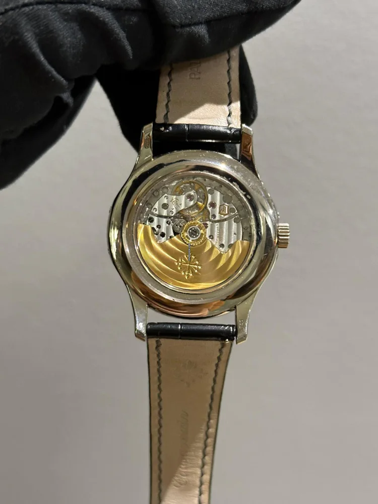 Patek Philippe Annual Calendar 5205G-010